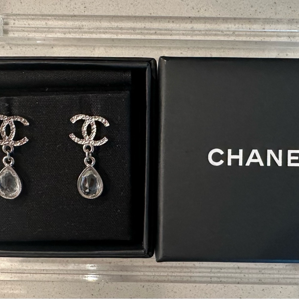 Authentic Chanel CC Crystal Teardrop Earrings